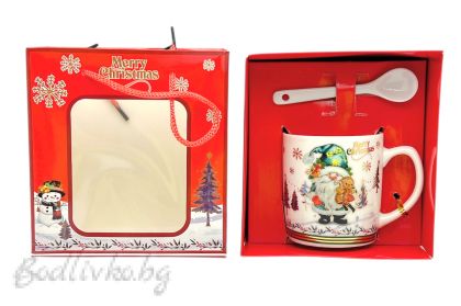 КОЛЕДНА ЧАШКА В ПРАЗНИЧНА ОПАКОВКА, ГОТОВА ЗА ПОДАРЯВАНЕ, 14/13 СМ.