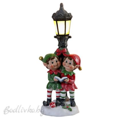 КОЛЕДНА ДЕКОРАЦИЯ - ЧЕТЯЩИ ЕЛФИ СЪС СВЕТЕЩ ФАР - 38 СМ.