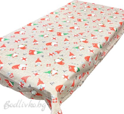 КОЛЕДНА ПОКРИВКА ЗА МАСА, ЧЕРВЕНИ ГНОМЧЕТА