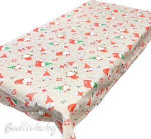 КОЛЕДНА ПОКРИВКА ЗА МАСА, ЧЕРВЕНИ ГНОМЧЕТА