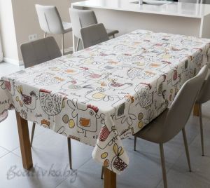 Великденска покривка, рисувани кокошки, размер 240см.