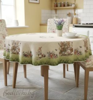 ПОКРИВКА ЗА МАСА ЖАКАРД, ЗАЙЧЕТА НА РАЗХОДКА, Ф140СМ. 